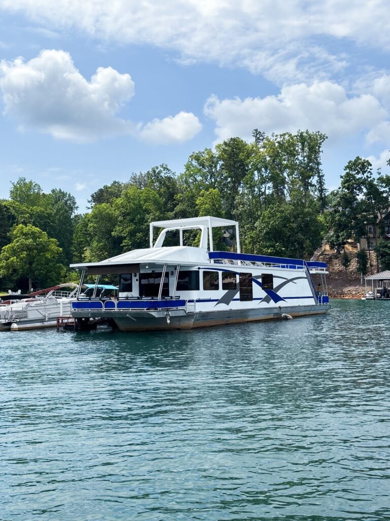 The houseboat on the water